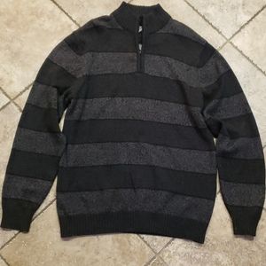 Method mock neck sweater